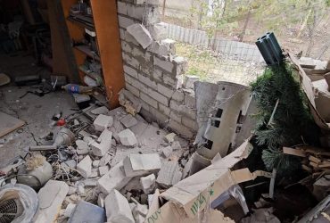 На Херсонщине оккупанты атаковали жилую застройку: пострадала семья с двумя детьми