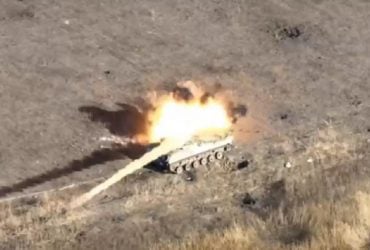 Спецназовцы СБУ показали, как эффектно уничтожают вражескую пехоту и бронетехнику (видео)