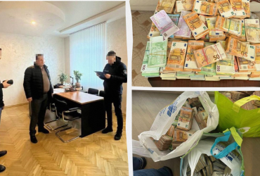 У депутата Ривненского облсовета нашли коллекцию пакетов, набитых долларами и евро (фото)