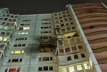 Москву ночью атаковали дроны (видео)