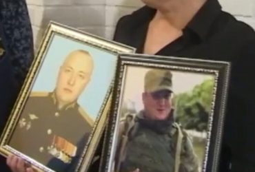 Не мог иначе: россиянка рассказала, как ее 2 сына легли костьми за Путина (видео)