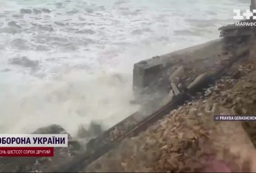 Россиян накрыло ураганом: два миллиона - без электричества