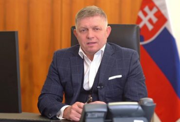 После 24 февраля 2022 так никто не делал: Фицо примет российского посла