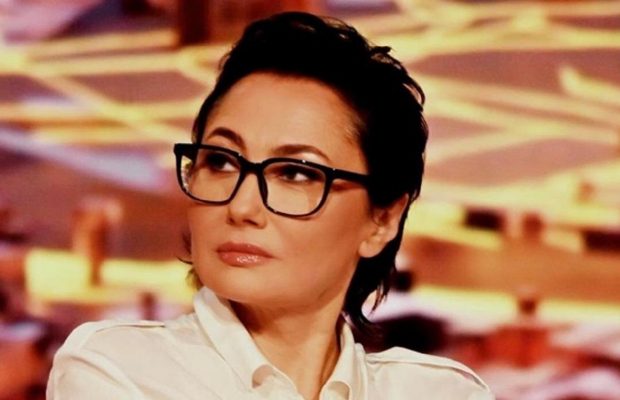 Елена Мозговая показала могилу своего легендарного папы (видео)