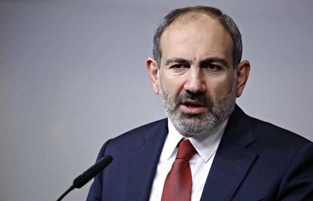 Прем'єр Вірменії заснував свій музичний гурт