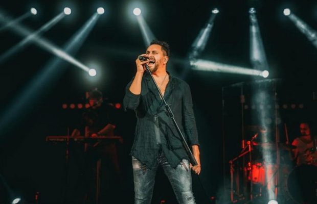 Известный украинский певец разводится с женой: она "слила" их шокирующую переписку