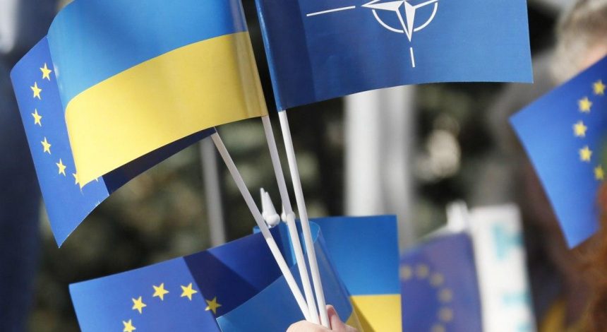 ЕС не хочет публично работать над вступлением Украины, процесс держат в тайне, – Politico