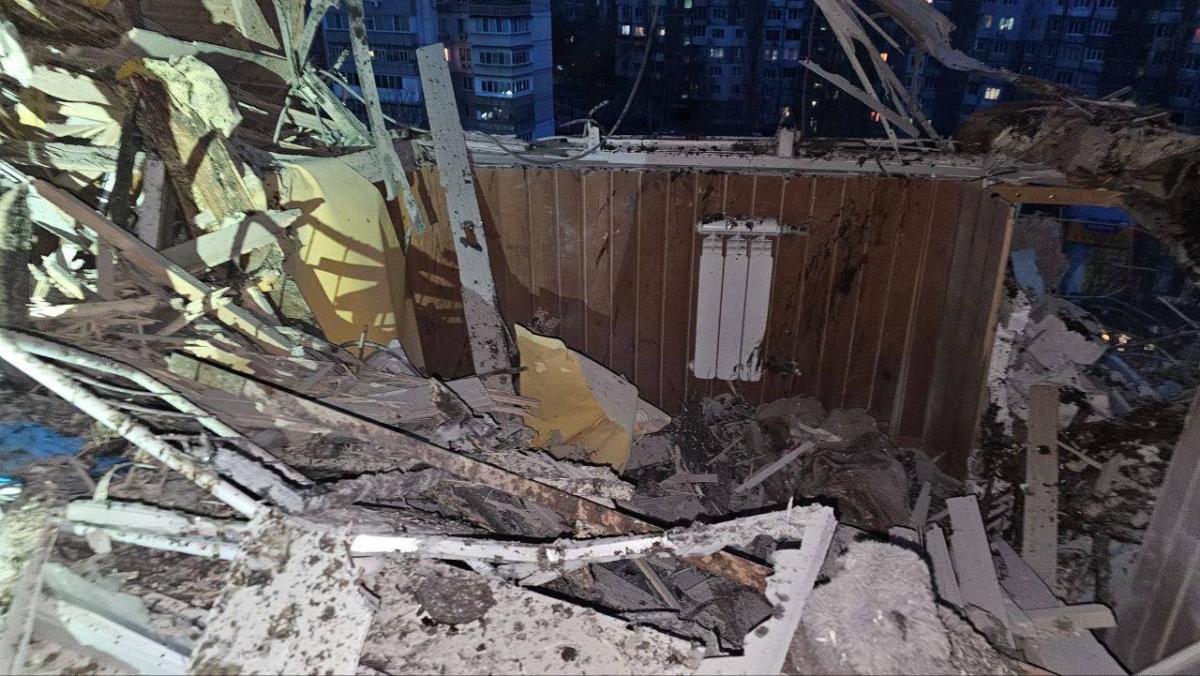 Вороги знову обстріляли Херсон, є жертва / фото t.me/ermaka2022 Вороги знову обстріляли Херсон, є жертва / фото t.me/ermaka2022