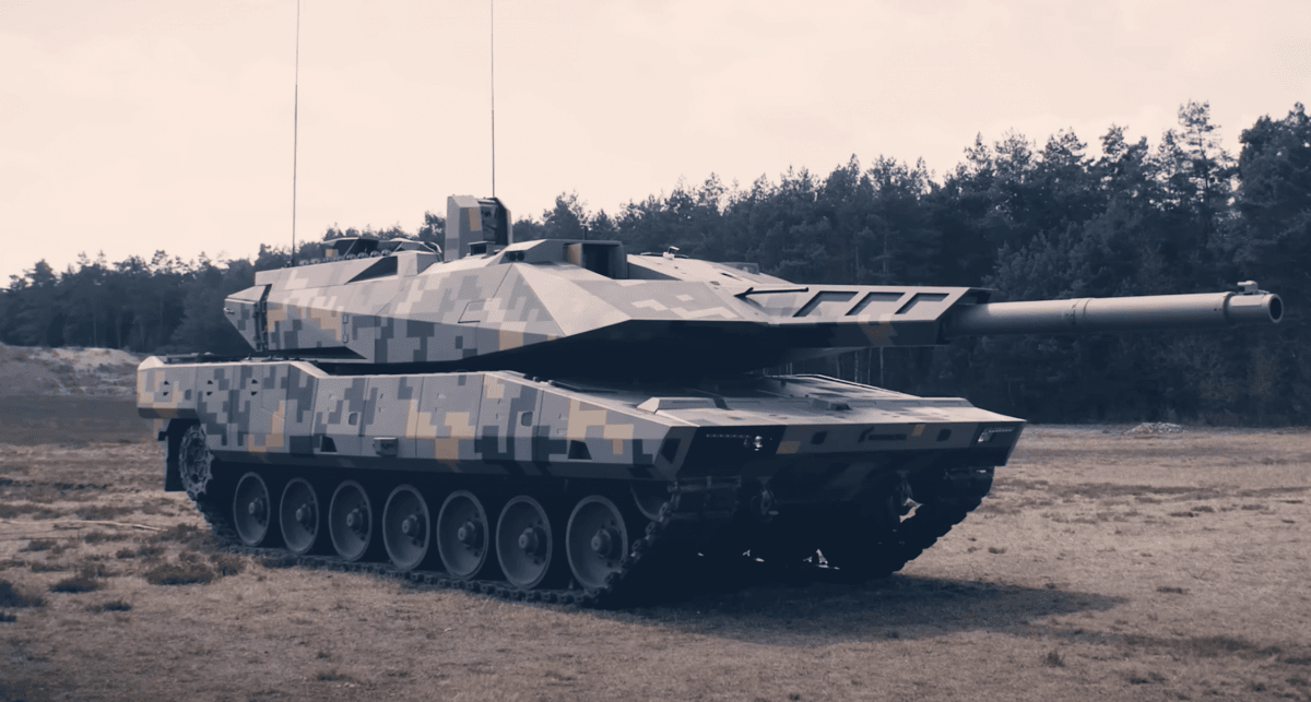 Проект имеет определенные трудности из-за разных взглядов на него в Париже и Берлине / скриншот с YouTube-канала Rheinmetall Проект имеет определенные трудности из-за разных взглядов на него в Париже и Берлине / скриншот с YouTube-канала Rheinmetall