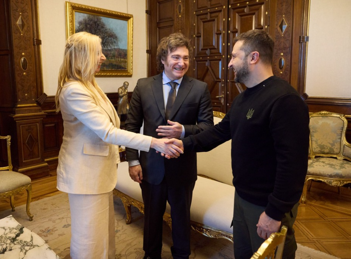Зеленський привітав Мілея / фото Офіс президента Зеленський привітав Мілея / фото Офіс президента
