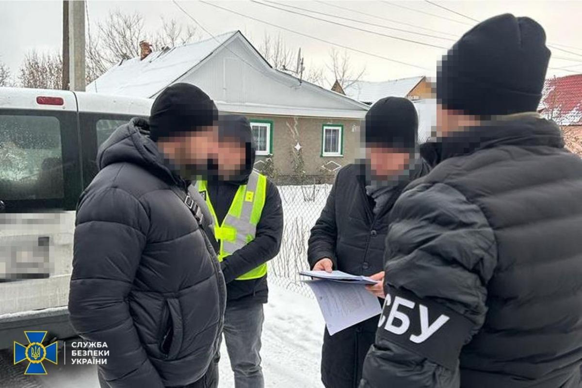 Правоохранители установили более 30 семей, пострадавших / фото СБУ Правоохранители установили более 30 семей, пострадавших / фото СБУ