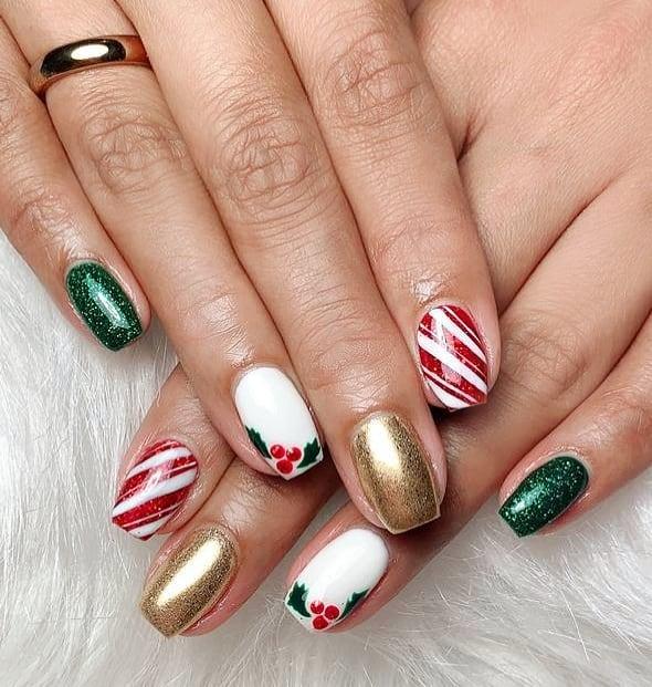 Маникюр на Новый год фото / instagram.com/princessnali/ Маникюр на Новый год фото / instagram.com/princessnali/