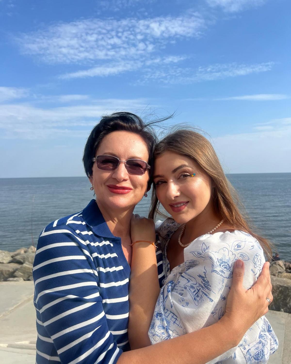Тишкевич з мамою / instagram.com/vestana1809/ Тишкевич з мамою / instagram.com/vestana1809/