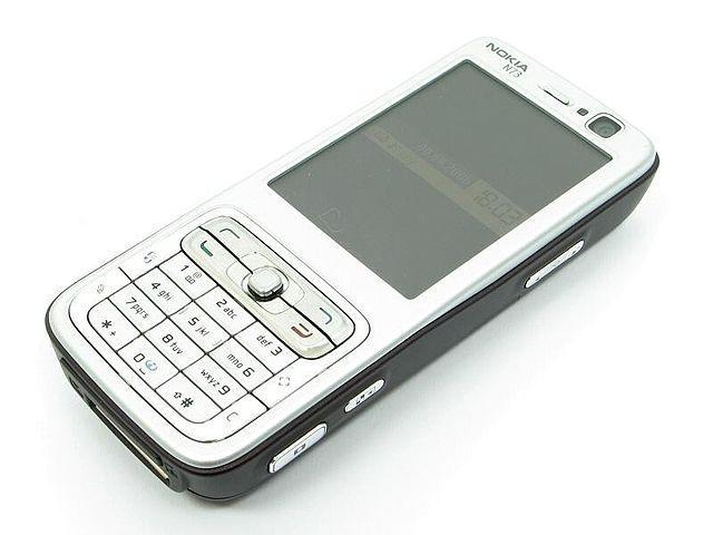 Nokia N73i / фото с Википедии