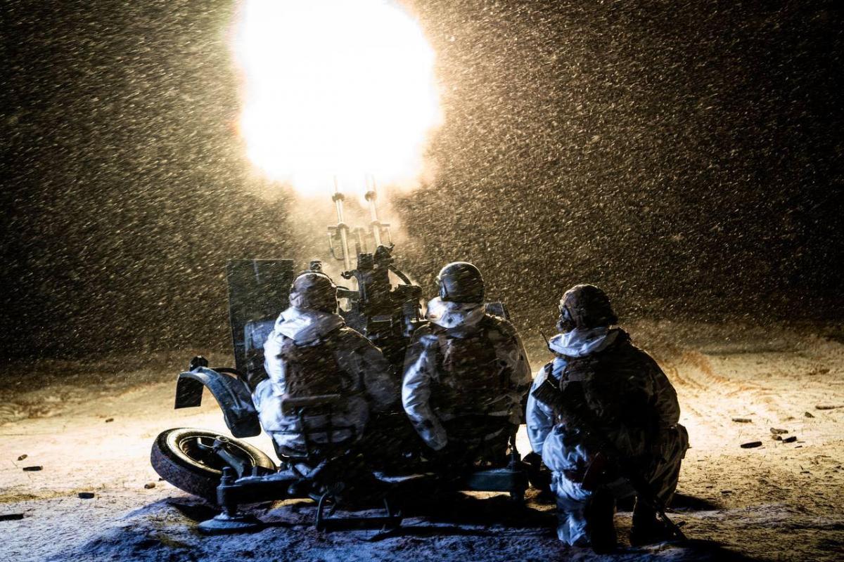 Українські захисники продовжують стримувати ворога  / фото Бригада швидкого реагування Нацгвардії "Рубіж"