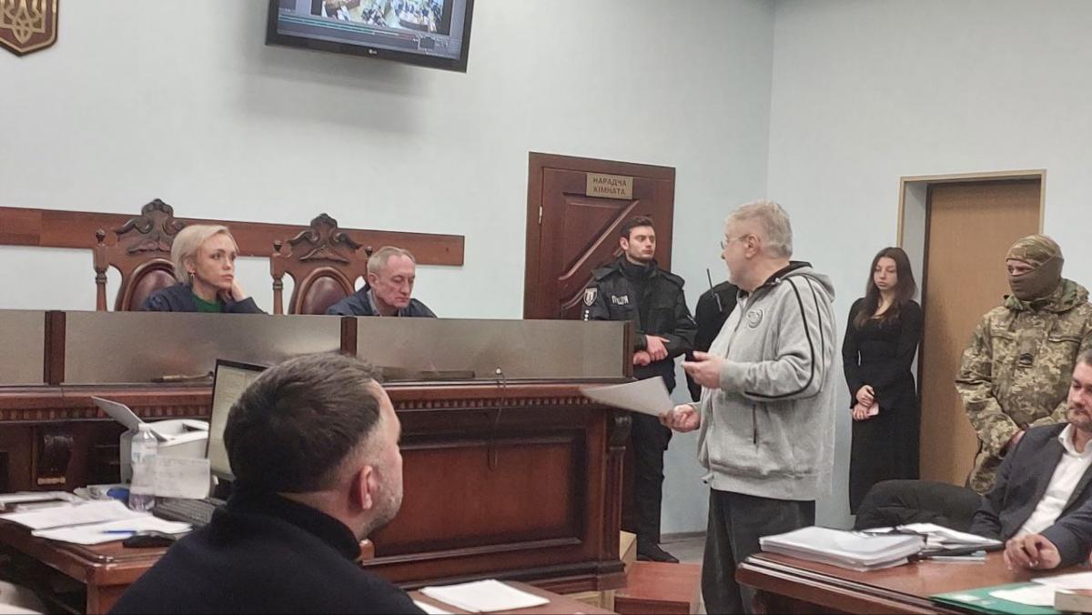 Виступ Коломойського на засіданні Київського апеляційного суду / фото Віталія Саєнка Виступ Коломойського на засіданні Київського апеляційного суду / фото Віталія Саєнка