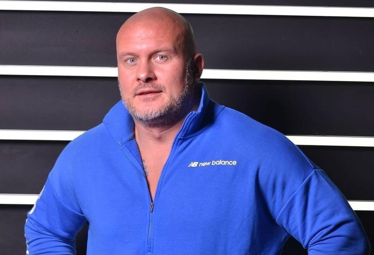 'Кинула и послала': Узелков объяснил, почему скрывает свою невесту 'Кинула и послала': Узелков объяснил, почему скрывает свою невесту