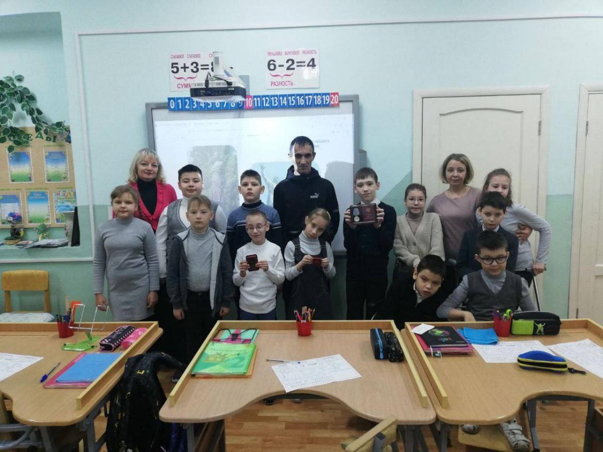В российской школе провел урок вагнеровец-убийца/ фото ASTRA В российской школе провел урок вагнеровец-убийца/ фото ASTRA
