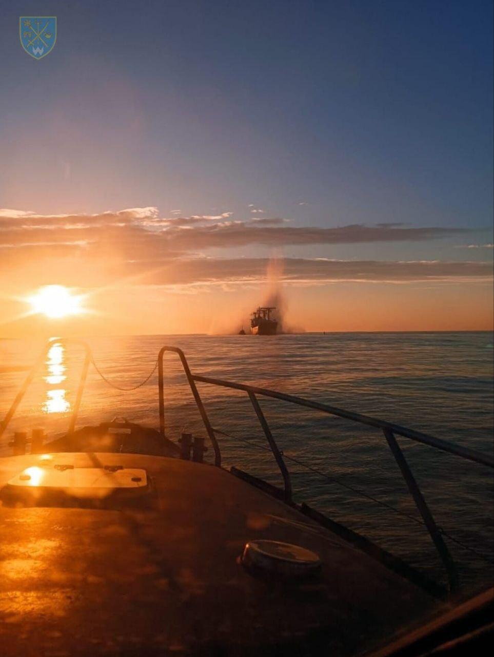 На міні у Чорному морі підірвалося цивільне судно / фото Сили оборони півдня На міні у Чорному морі підірвалося цивільне судно / фото Сили оборони півдня
