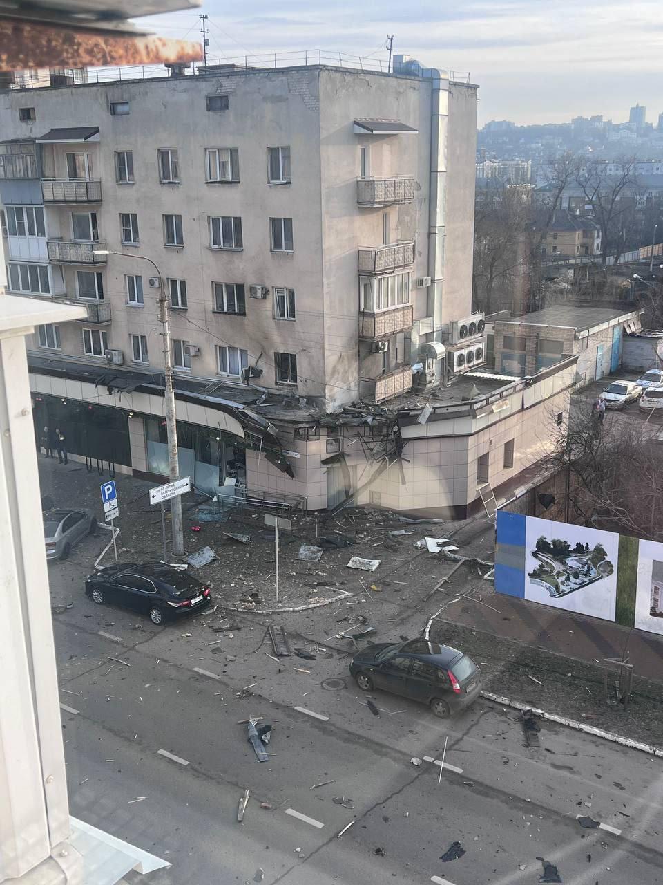 В Белгороде взрывы и пожары / фото t.me/bazabazon В Белгороде взрывы и пожары / фото t.me/bazabazon