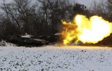 Авдеевку отчаянно штурмуют третьи сутки подряд, атаки с десятков направлений, - глава МВА