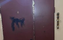 Z-воєнкори обіцяють піти на Київ, оскільки їхні двері обмазали г*вном (фото, відео)