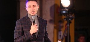 Тарас Тополя назвав суму, яку витратив на відновлення житла після ракетного обстрілу