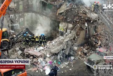 Ракета вбила дівчинку: її батьків досі не знайшли під руїнами