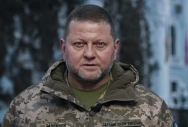 Тянуть с объяснением нельзя: дипломат о возможной отставке Залужного