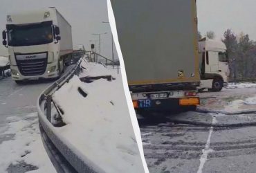 Блокада кордону: до Польщі залізницею прибула перша партія вантажівок з України