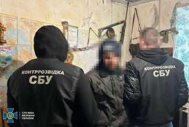 Собирал данные для ракетных ударов РФ: в Николаеве задержали военного-предателя (фото)