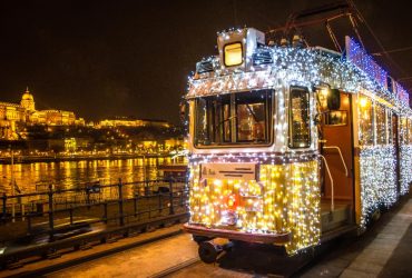 Туристи обурені грабіжницькими цінами на різдвяних ярмарках в Європі цього року