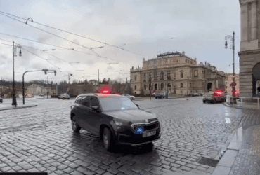 В центре Праги произошла стрельба: десятки жертв и раненых (видео)