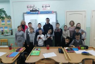 Герой нашого часу: у російській школі патріотичний урок провів вбивця