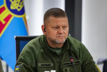 Среди причин увольнения Залужного - непредоставление военного плана на 2024 год, - The Times