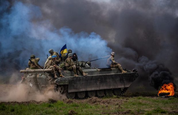 "Буде смертельний бій": астролог назвав вирішальний місяць у війні