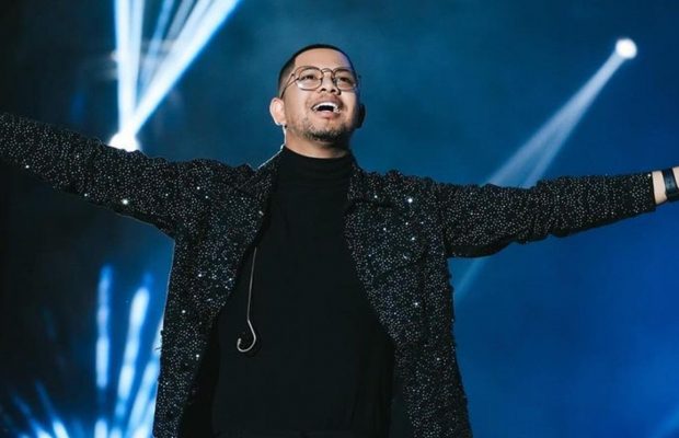 30-річний відомий співак помер прямо під час концерту (відео)