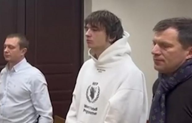 "Гола" вечірка російських зірок: репер з носком на геніталіях сяде у в'язницю