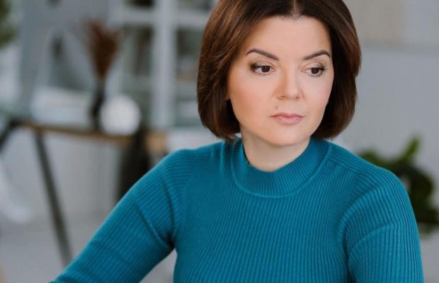 Марічка Падалко розповіла, як чоловік викреслив з життя батьків-росіян: "Мама для нього померла"