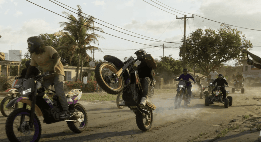 У трейлері GTA 6 знайшли серію відсилань до реальних людей і подій (фото)