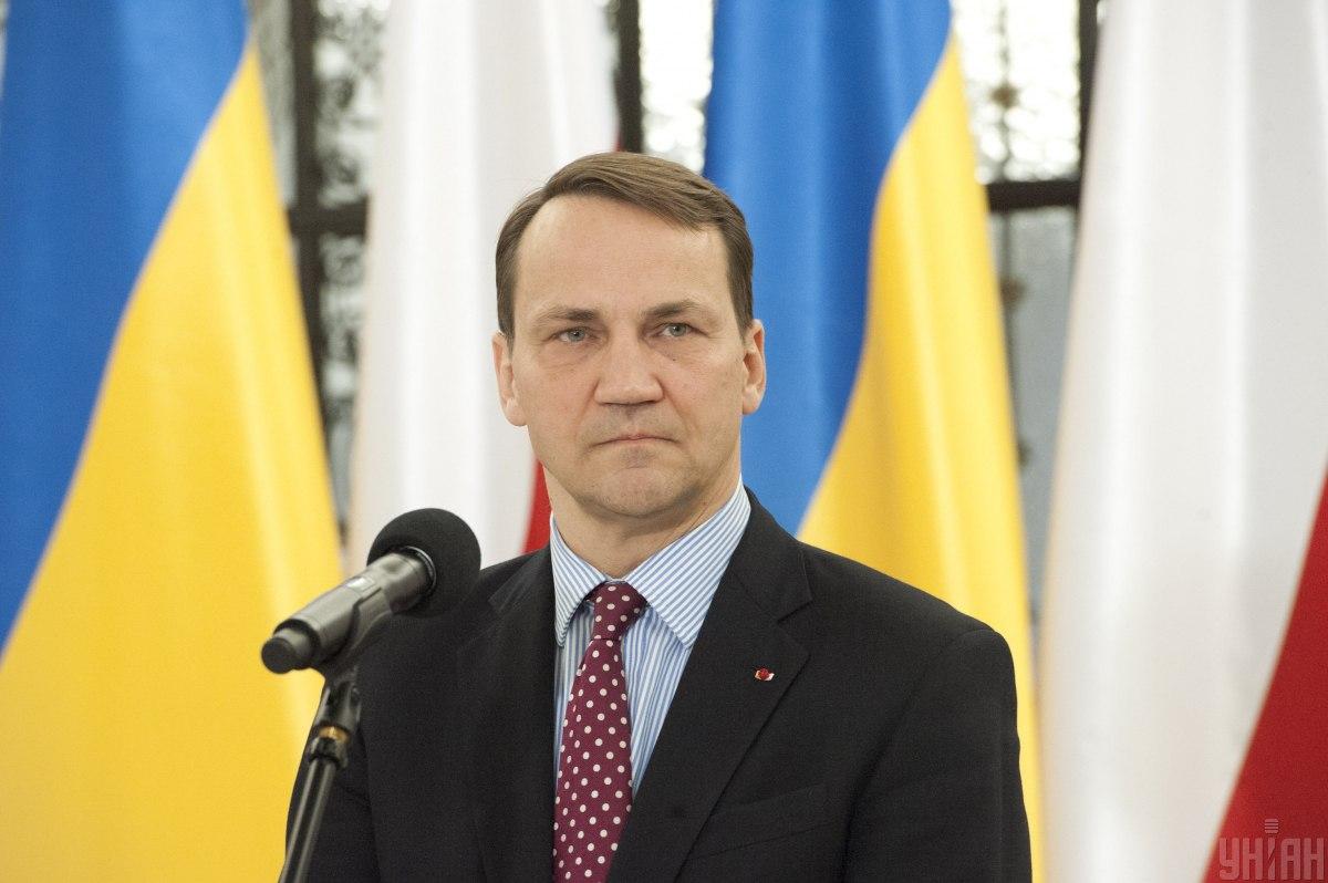 Сикорский надеется, что НАТО позволит Польше сбивать ракеты над Украиной / фото УНИАН