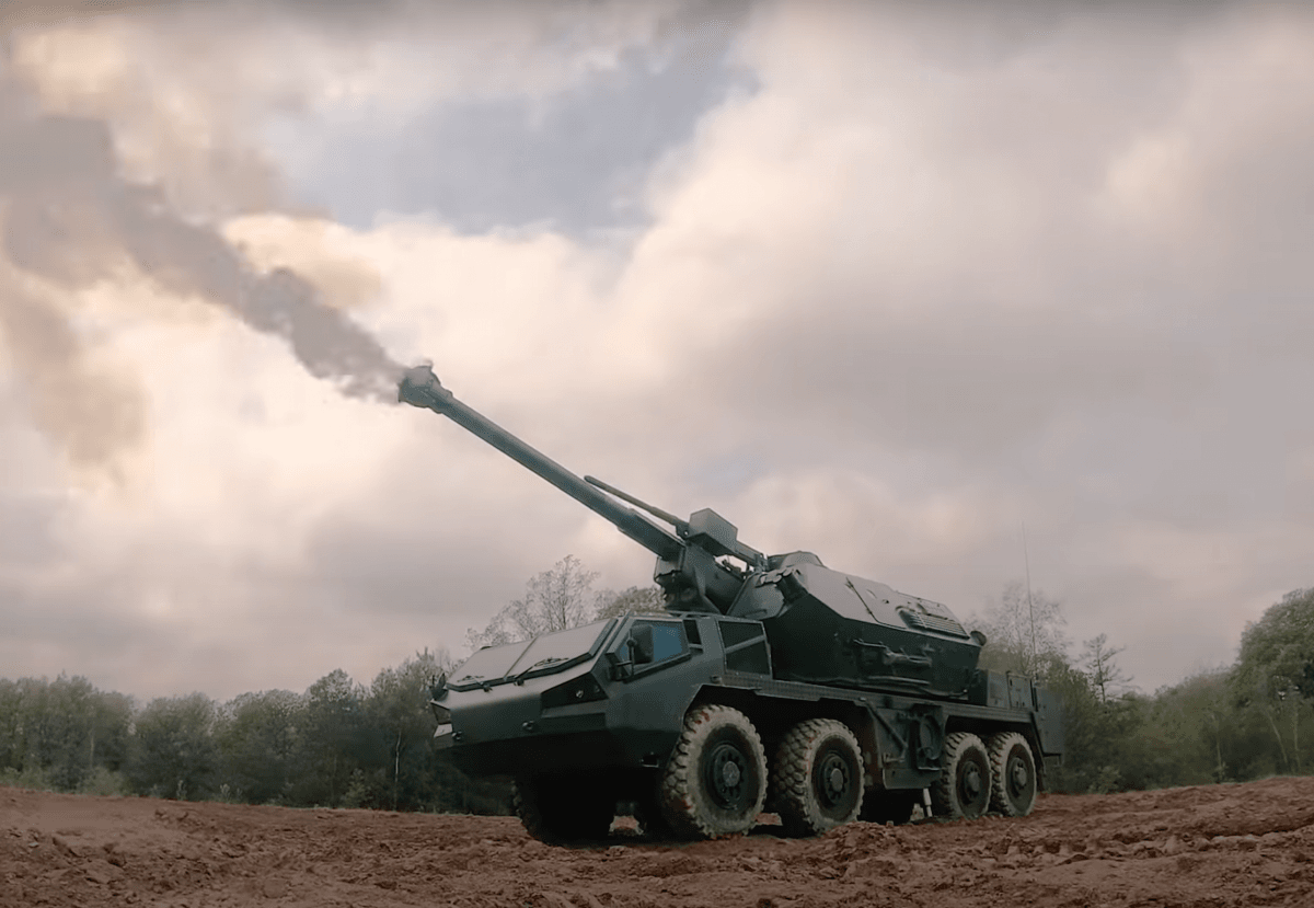 Чехия доставила в Украине САУ Dana-M2 / скриншот из видео Excalibur Army