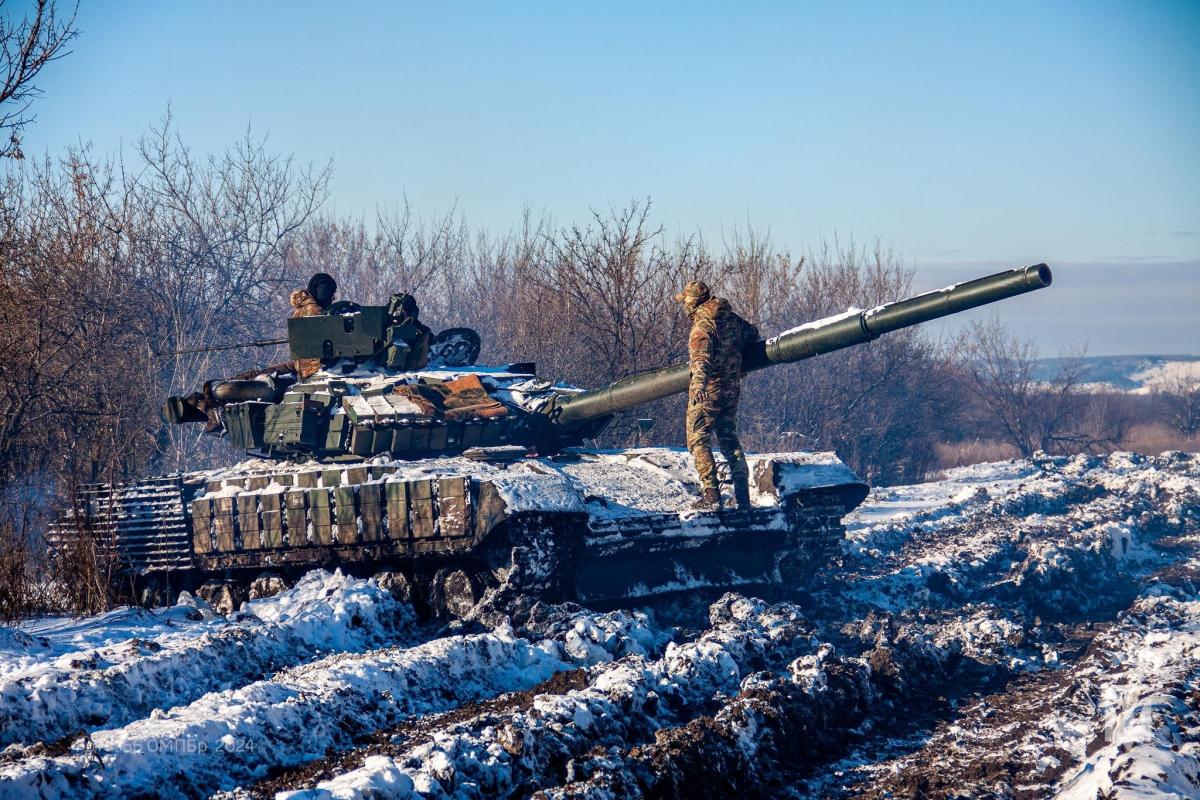 Окупанти, незважаючи уваги на складні погодні умови, продовжують штурмувати позиції українських військових / фото 56 окрема мотопіхотна Маріупольська бригада