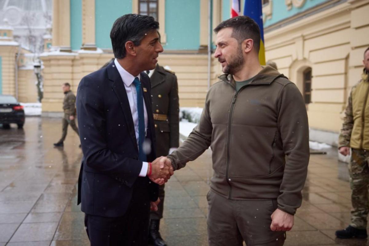 Риши Сунак направляется в Киев на встречу с Зеленским / фото president.gov.ua Риши Сунак направляется в Киев на встречу с Зеленским / фото president.gov.ua