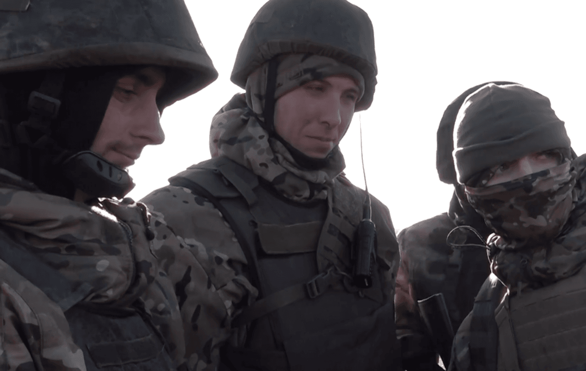За словами військового, російські окупанти старанно готуються до атак. / скріншот За словами військового, російські окупанти старанно готуються до атак. / скріншот