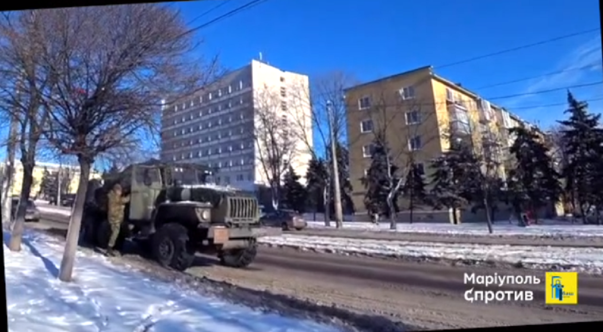 В Маріуполі зранку була "бавовна" / скриншот з відео В Маріуполі зранку була "бавовна" / скриншот з відео