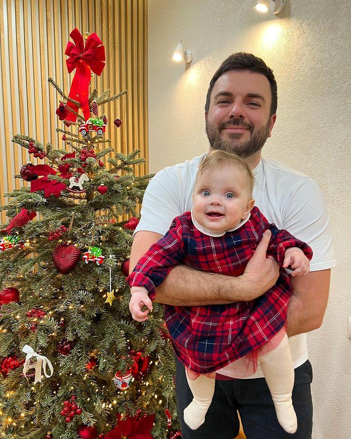 Григорій Решетник з дитиною / скріншот Instagram Григорій Решетник з дитиною / скріншот Instagram