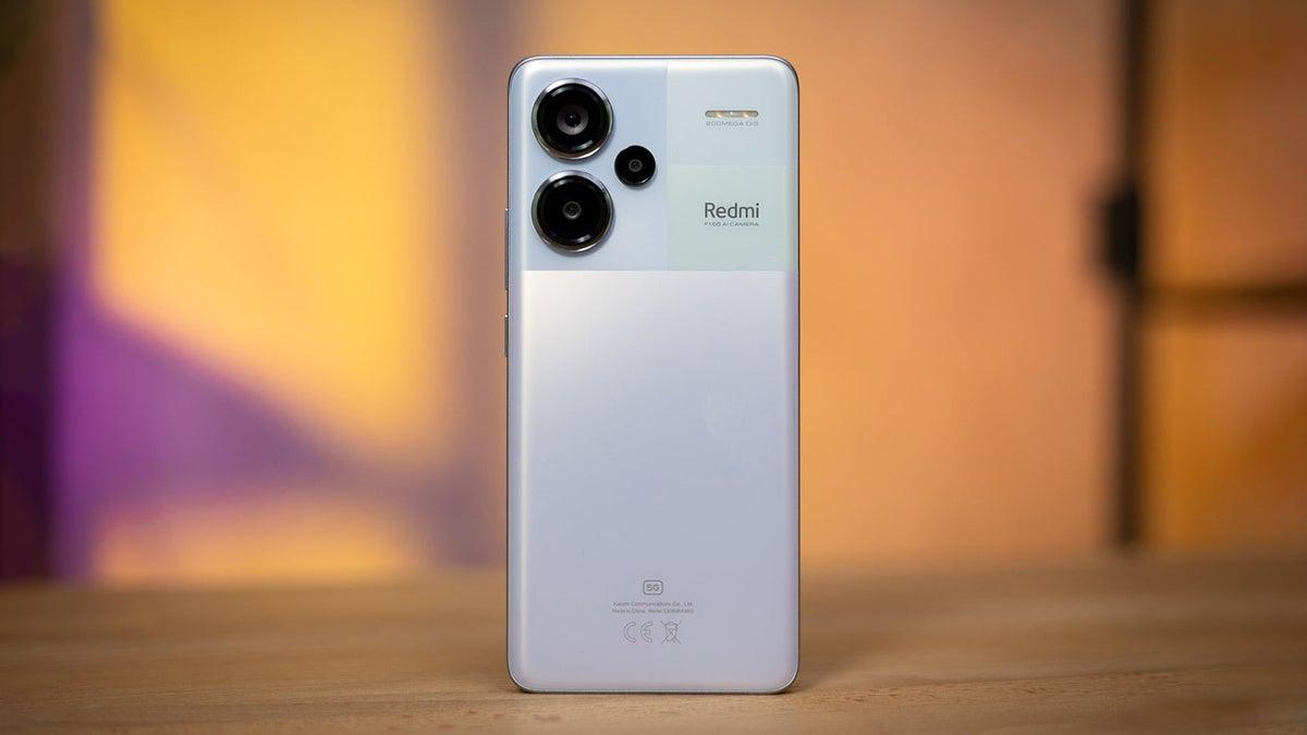 Відбувся глобальний реліз "народної" лінійки смартфонів Redmi Note 13 / фото Xiaomi Відбувся глобальний реліз "народної" лінійки смартфонів Redmi Note 13 / фото Xiaomi