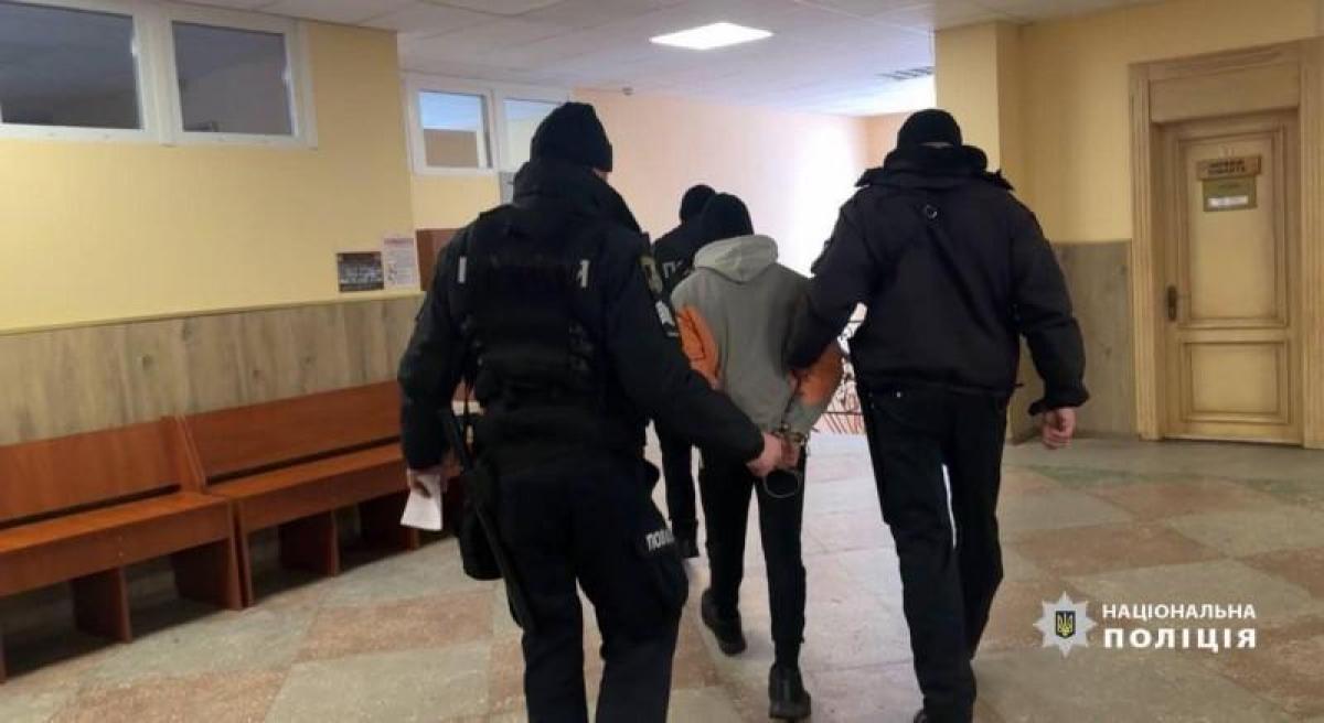 Чоловік знаходиться під вартою / фото Нацполіція Чоловік знаходиться під вартою / фото Нацполіція