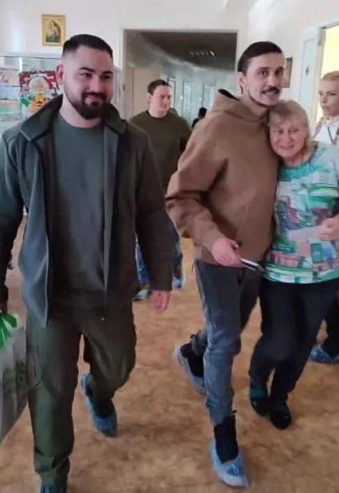 Діма Білан у лікарні на Донбасі / скріншот Діма Білан у лікарні на Донбасі / скріншот